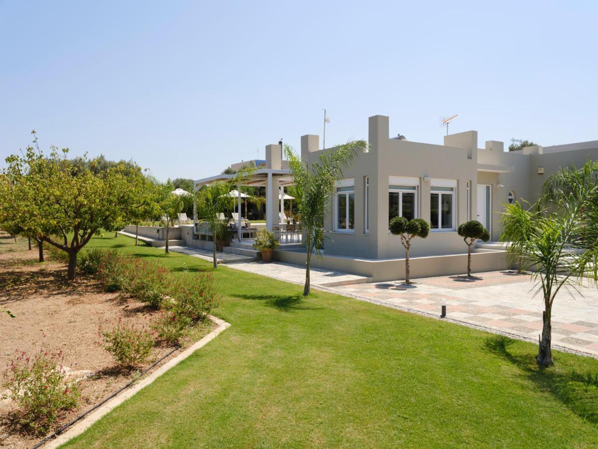 Villa Periklis Adelianos Kampos Exterior photo