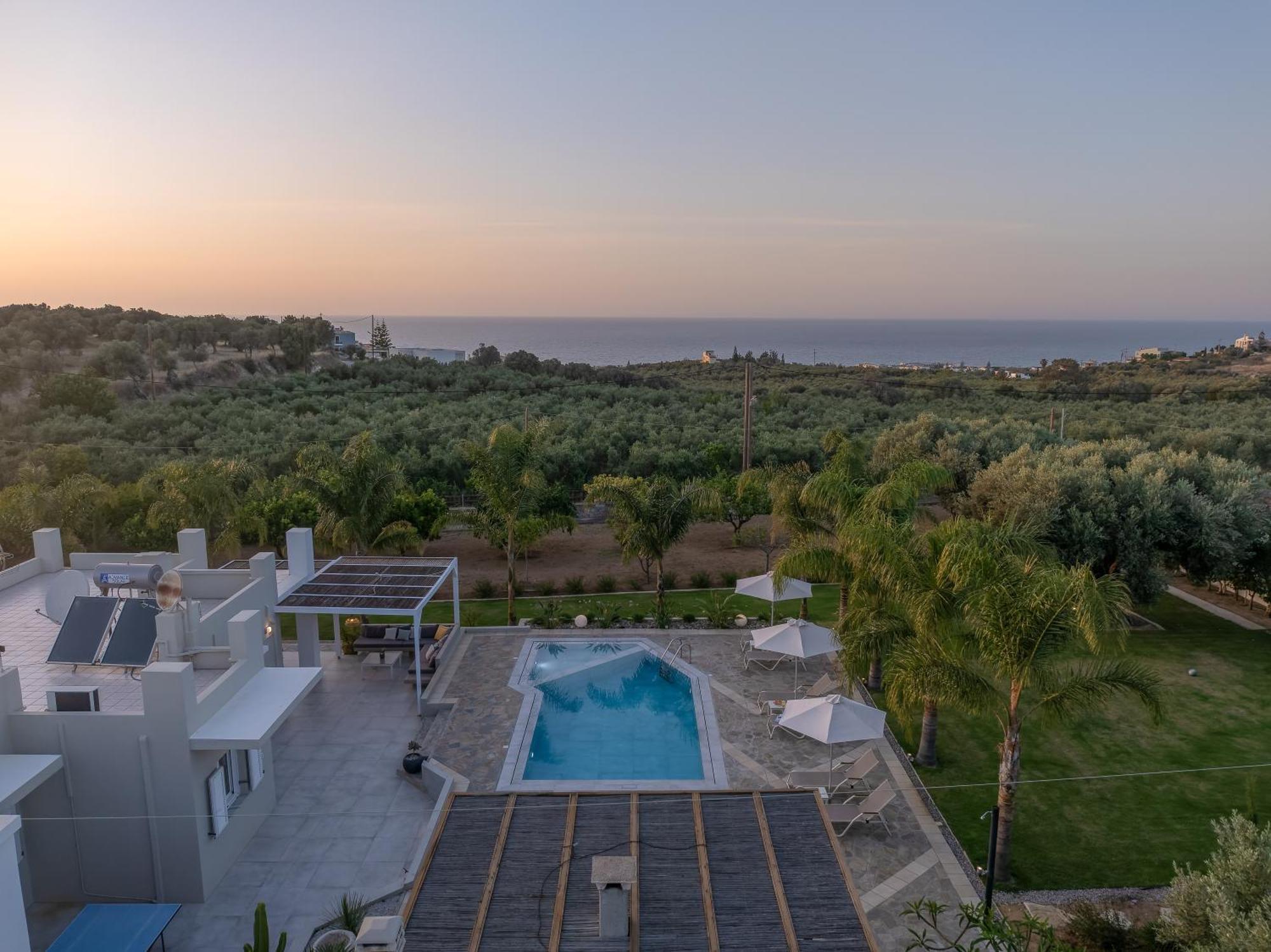 Villa Periklis Adelianos Kampos Exterior photo